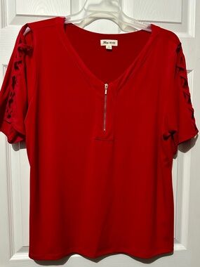 Blue Mood Women's Red Zip-Front Cold-Shoulder Tee